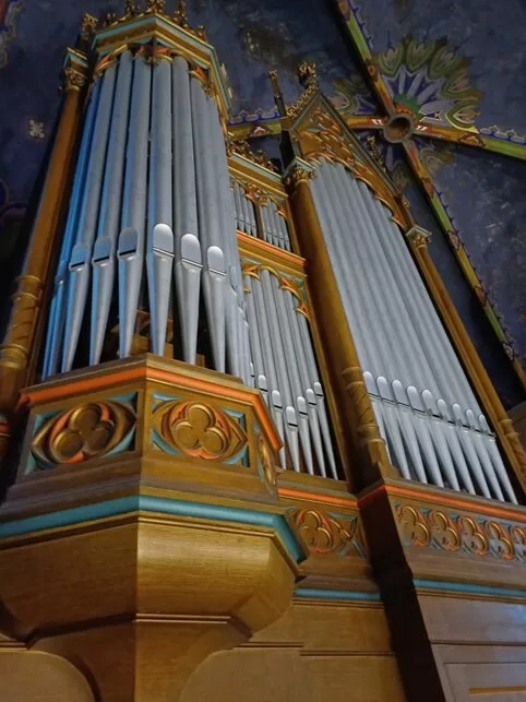 Szafa organowa (widok z chóru)